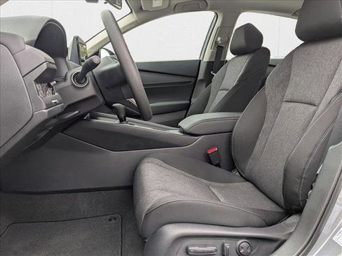 New 2025 Honda Accord SE image 4