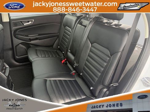 Certified 2024 Ford Edge SEL w/ Convenience Package AWD/4WD image 13