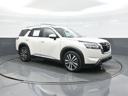 Used 2022 Nissan Pathfinder Platinum w/ Cargo Package