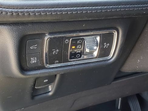 Certified 2023 Lincoln Nautilus Reserve AWD/4WD image 12