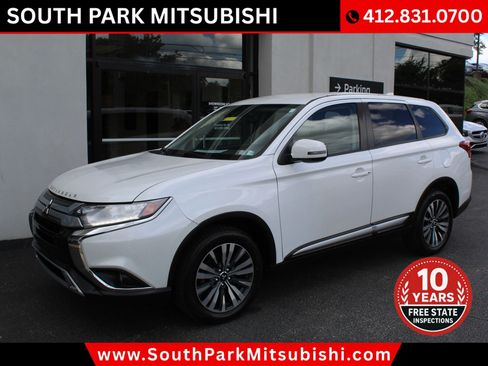Used 2020 Mitsubishi Outlander SE AWD/4WD image 2