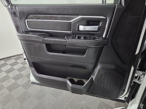 Used 2024 RAM 2500 Big Horn w/ Bed Utility Group image 23