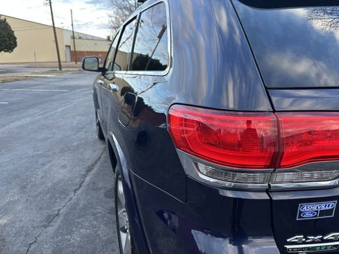 Used 2014 Jeep Grand Cherokee Overland w/ Advanced Technology Group image 5