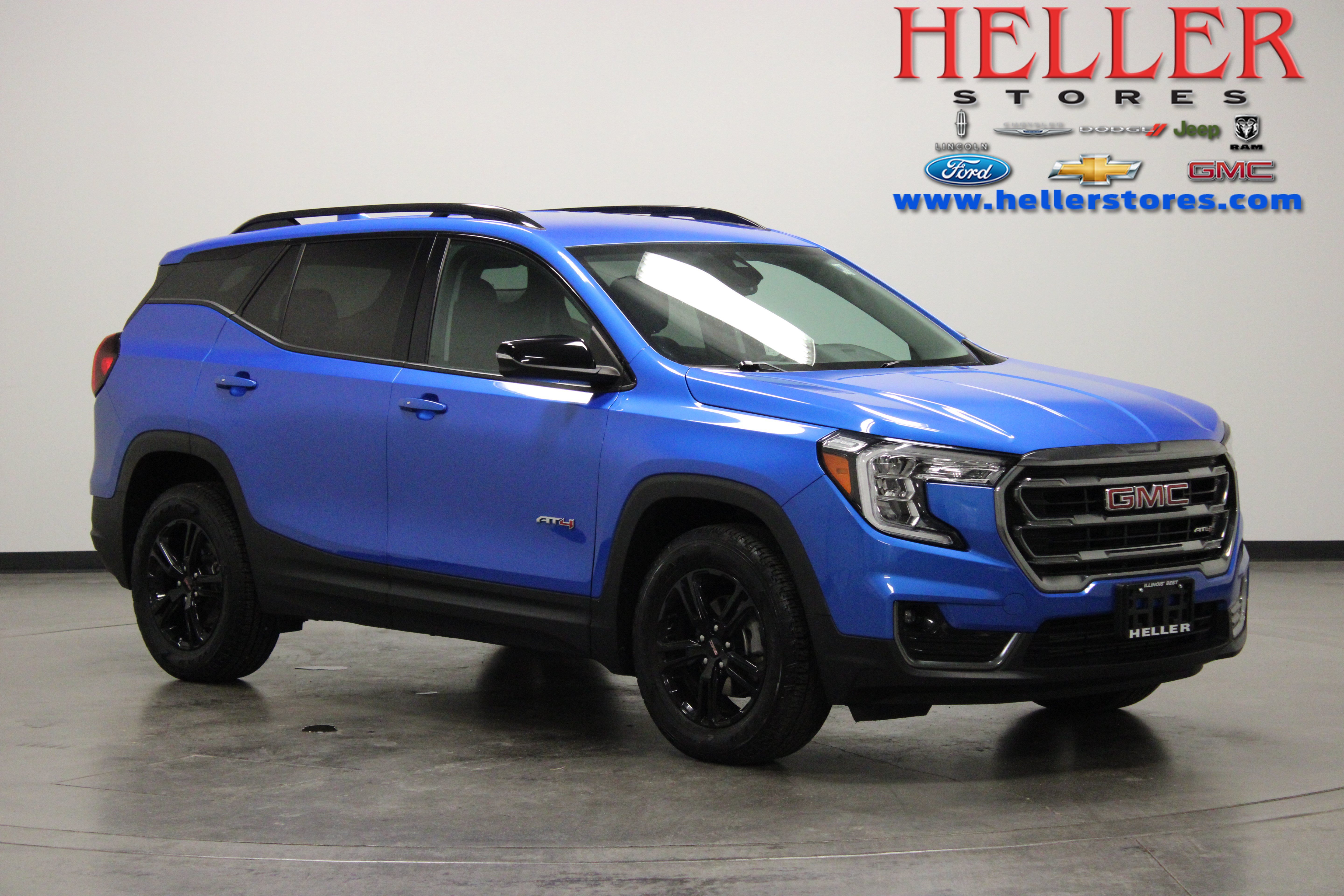 Used 2024 GMC Terrain AT4 AWD/4WD image 1