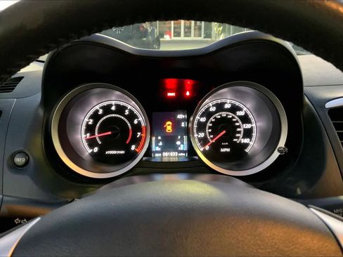 Used 2014 Mitsubishi Lancer GT image 25