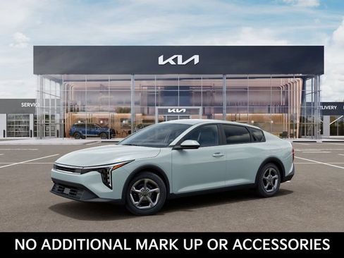New 2026 Kia K4 FWD image 3