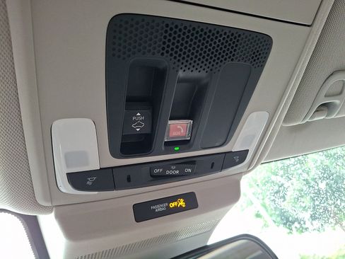 Used 2023 Honda Accord EX image 27