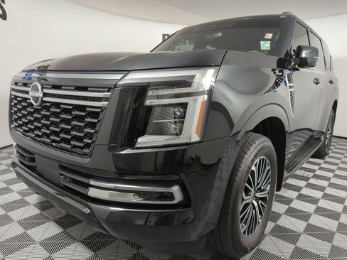 Used 2025 Nissan Armada SL w/ Captain's Chari Seat Package image 1