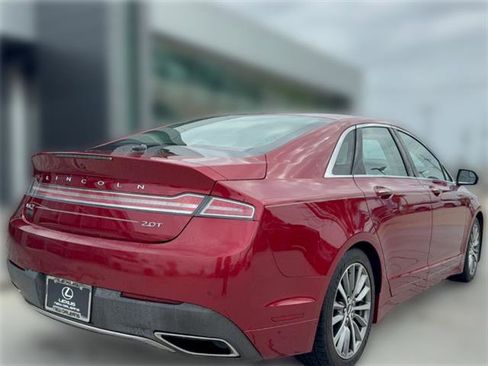Used 2017 Lincoln MKZ Select image 9
