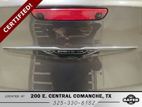 Used 2022 Chrysler 300 Touring L image 26