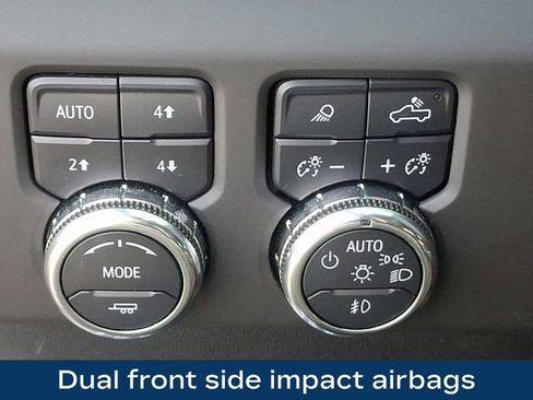 Used 2025 GMC Sierra 3500 Denali Ultimate image 18