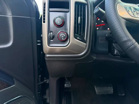 Used 2015 GMC Sierra 1500 Denali AWD/4WD image 49