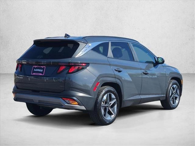 Used 2025 Hyundai Tucson SEL FWD image 5