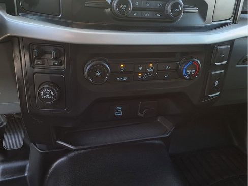 Used 2022 Ford F150 XL w/ Max Trailer Tow Package image 9