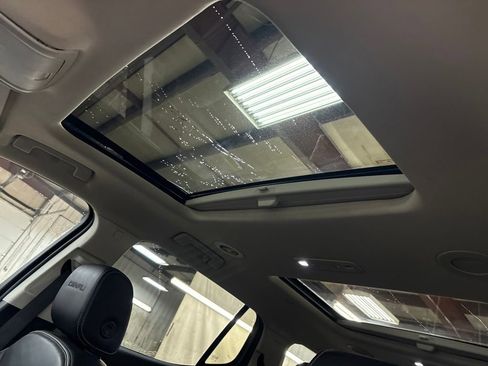 Used 2020 GMC Acadia Denali w/ Technology Package image 13