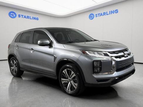 Used 2020 Mitsubishi Outlander Sport ES AWD/4WD image 13