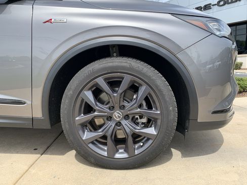 Used 2023 Acura MDX A-Spec AWD/4WD image 13