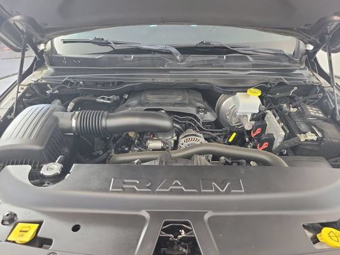 Used 2021 RAM 1500 Big Horn RWD image 9