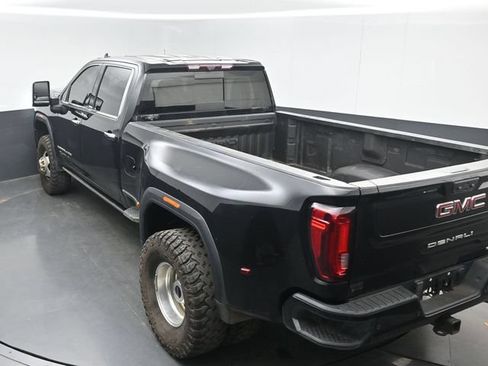 Used 2023 GMC Sierra 3500 Denali w/ Denali Ultimate Package AWD/4WD image 27