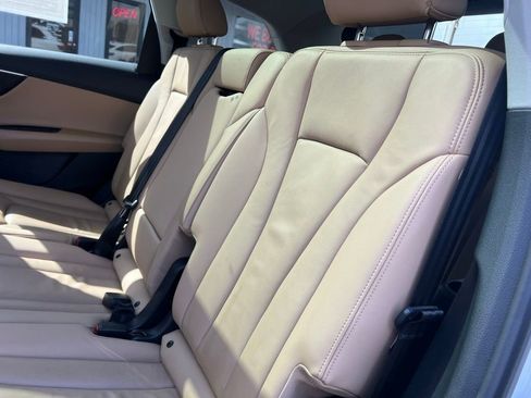 Used 2023 Audi Q7 3.0T Premium image 16