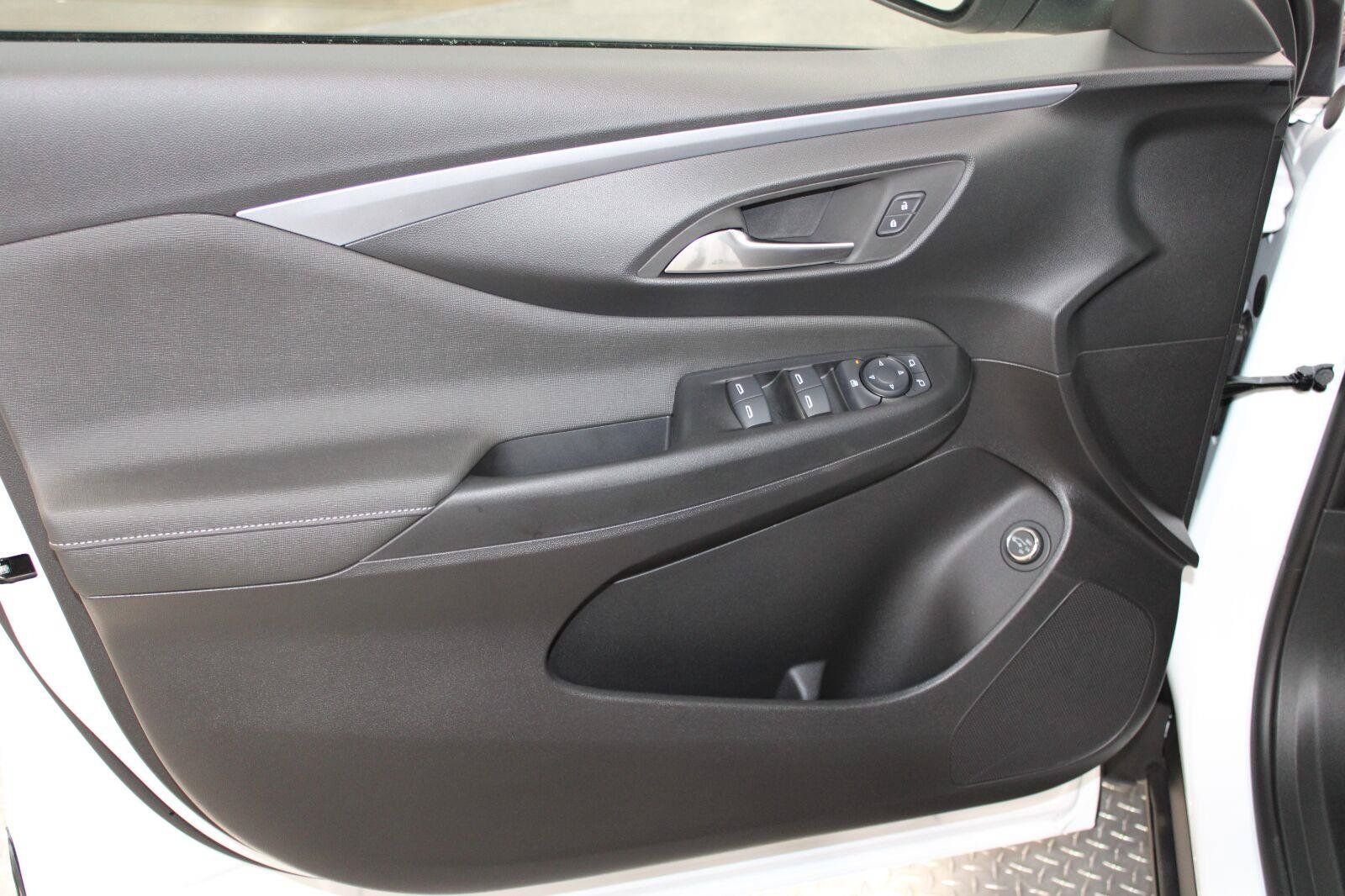 New 2026 Buick Envista Preferred w/ Convenience I Package FWD image 27