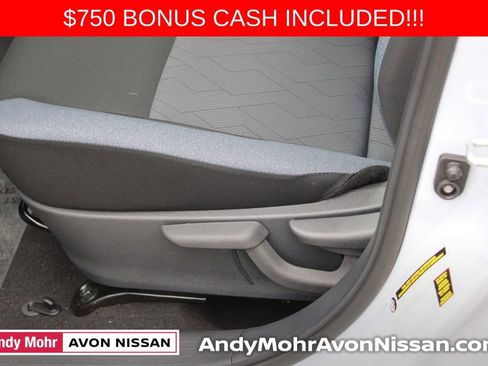 New 2025 Nissan Versa SV image 8