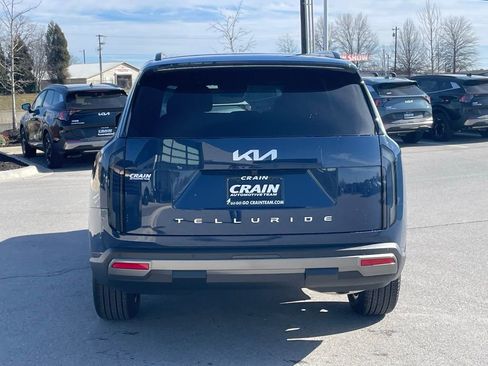 New 2027 Kia Telluride S image 6
