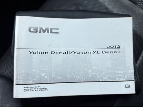 Used 2012 GMC Yukon Denali RWD image 13