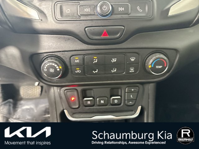 Used 2018 GMC Terrain SLE FWD image 9