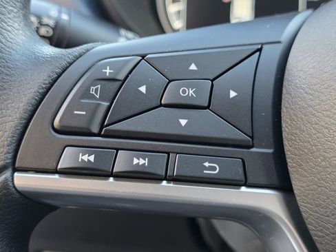 New 2025 Nissan Versa SV w/ Trunk Package image 19