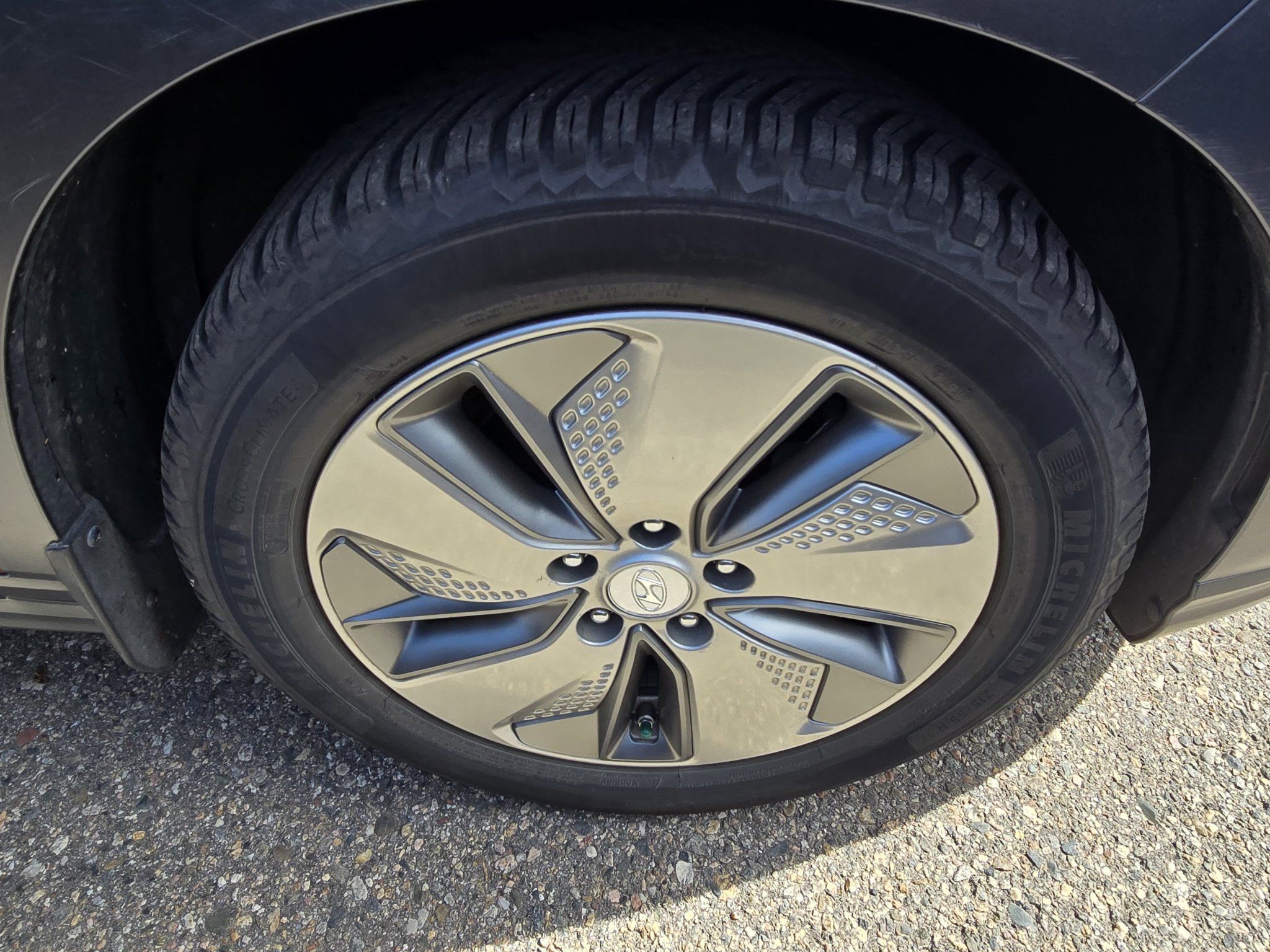 Used 2019 Hyundai Kona Ultimate FWD image 21