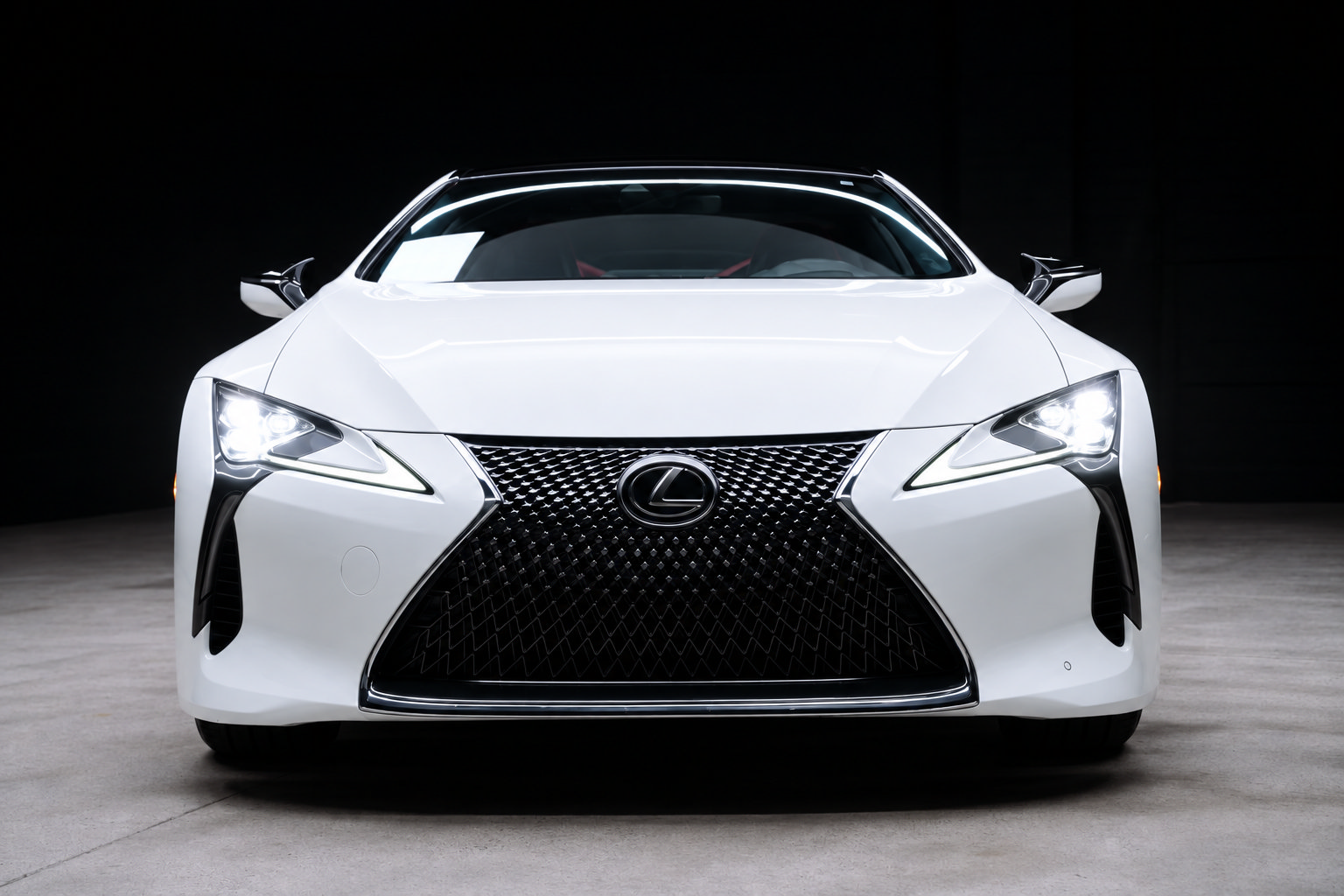 Used 2018 Lexus LC 500 Coupe RWD image 3