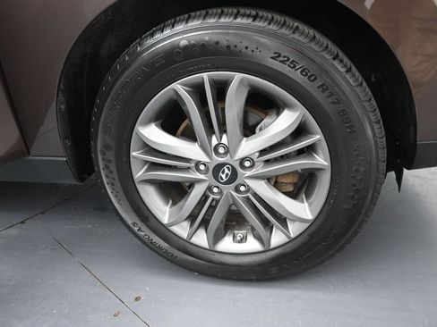 Used 2015 Hyundai Tucson SE AWD/4WD image 44