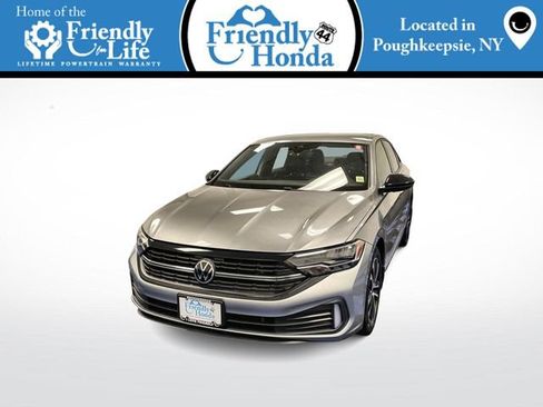 Used 2023 Volkswagen Jetta Sport FWD image 1