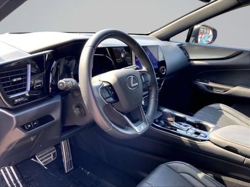 Used 2022 Lexus NX 350 F Sport w/ Towing Package (2000 Lbs) AWD/4WD image 23