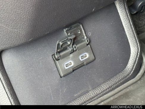 Used 2024 Toyota Highlander XSE AWD/4WD image 32