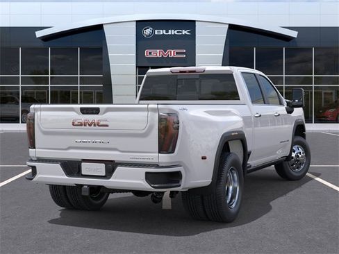 New 2025 GMC Sierra 3500 Denali Ultimate image 4