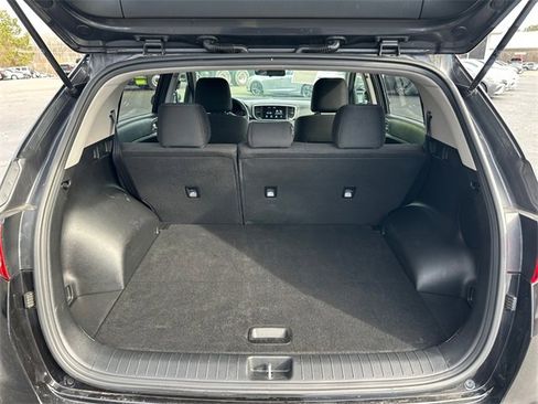 Used 2022 Kia Sportage LX w/ LX FWD Value Edition Package image 29
