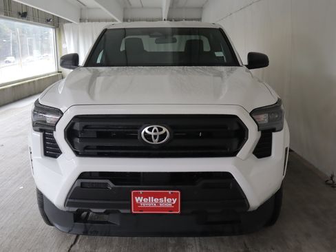 Used 2025 Toyota Tacoma SR w/ SR Upgrade Package RWD image 2