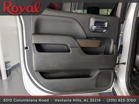 Used 2018 GMC Sierra 2500 Denali w/ Duramax Plus Package image 12