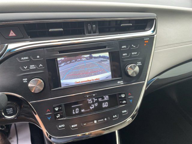 Used 2014 Toyota Avalon XLE Touring FWD image 21
