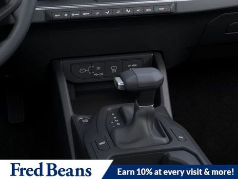 New 2025 Kia K4 LXS image 24