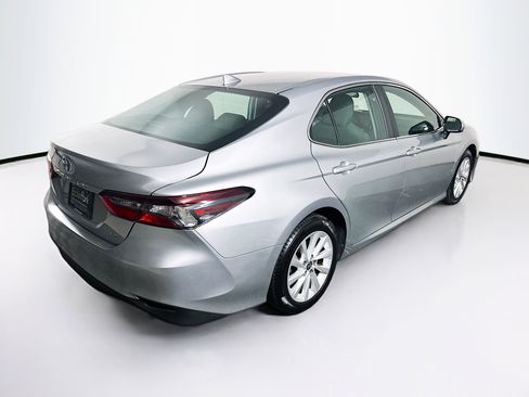 Used 2024 Toyota Camry LE image 9