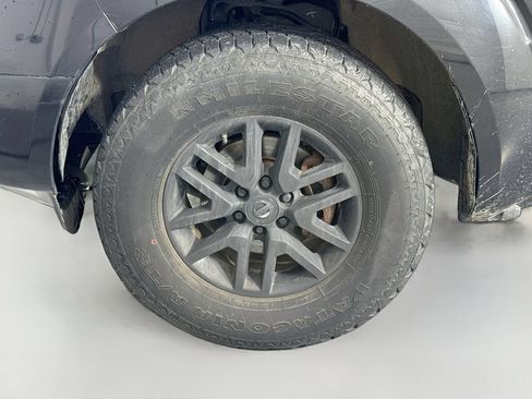 Used 2016 Nissan Frontier SV RWD image 29