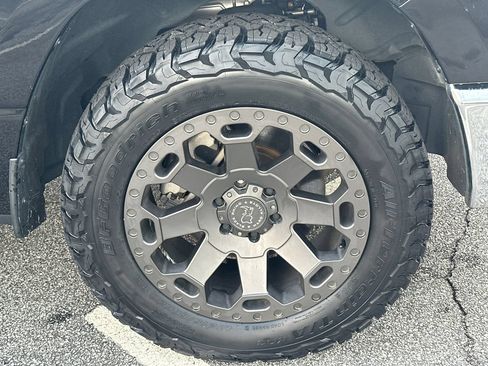 Used 2020 RAM 1500 Big Horn AWD/4WD image 12