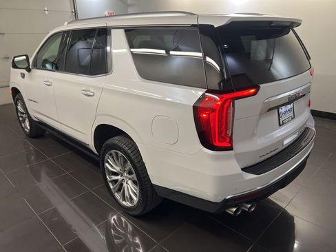 Used 2021 GMC Yukon Denali w/ Denali Premium Package AWD/4WD image 4