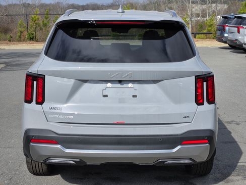 New 2026 Kia Sorento S AWD/4WD image 6