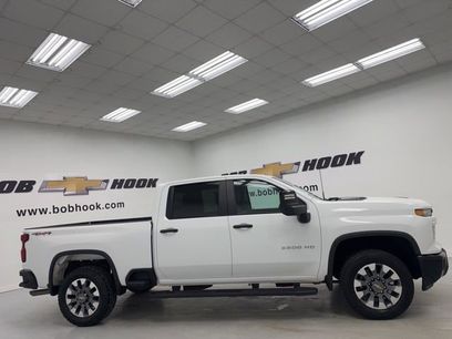 Used 2024 Chevrolet Silverado 2500 Custom w/ Custom Value Package