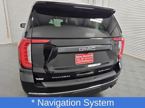 Used 2023 GMC Yukon XL Denali Ultimate AWD/4WD image 8