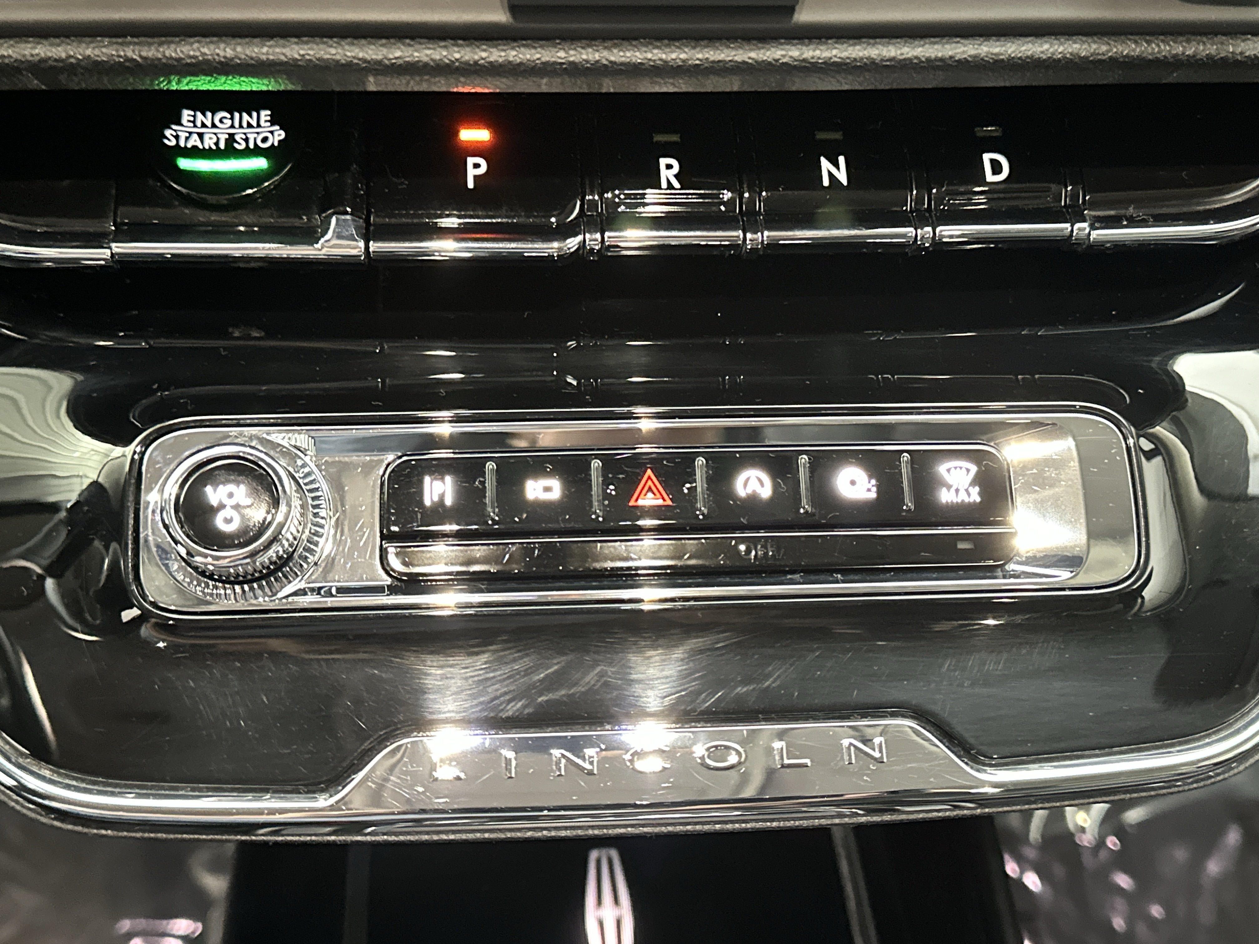 Used 2023 Lincoln Corsair Reserve AWD/4WD image 39